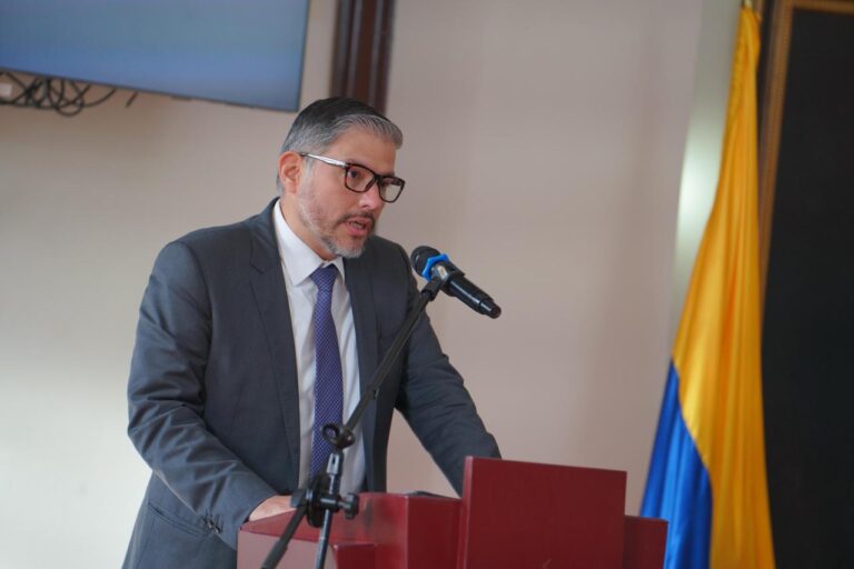 El Proyecto de transfuguismo debilita la representación política y pone en riesgo la democracia 1